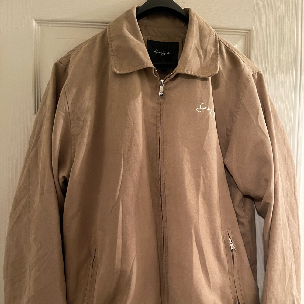 Men’s Sean John Jacket.  Size Large.  Great Condition!  Tan Color.